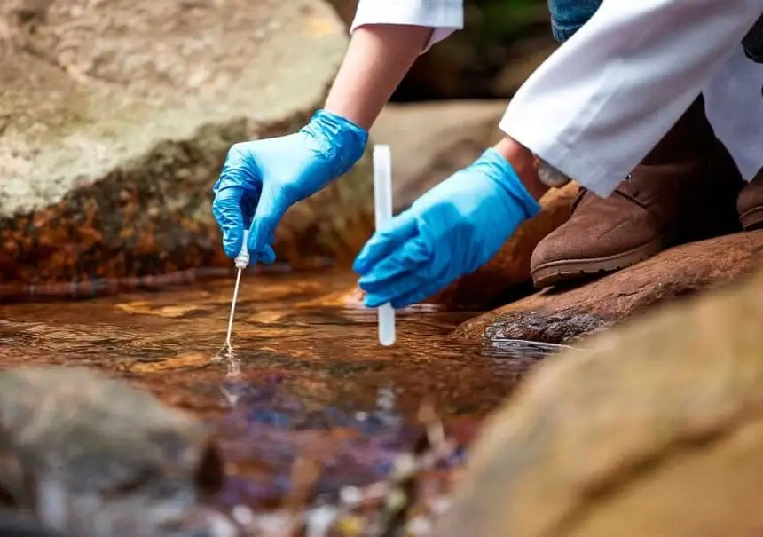Acuífero contaminado